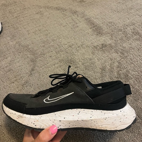 - Women’s Nike crater running shoes - Picture 2 of 12